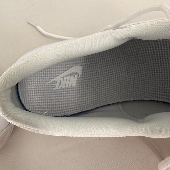 Nike Air Max Women's Thea Triple White Sneakers Size 9.5 - Picture 11 of 11